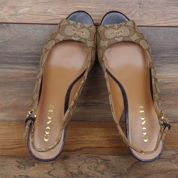 Coach Ferry Signature Platform Wedge Heels - Picture 12 of 14